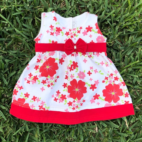Beautiful Baby Girl Flowers Design Dress Size 3-6M - Picture 1 of 4